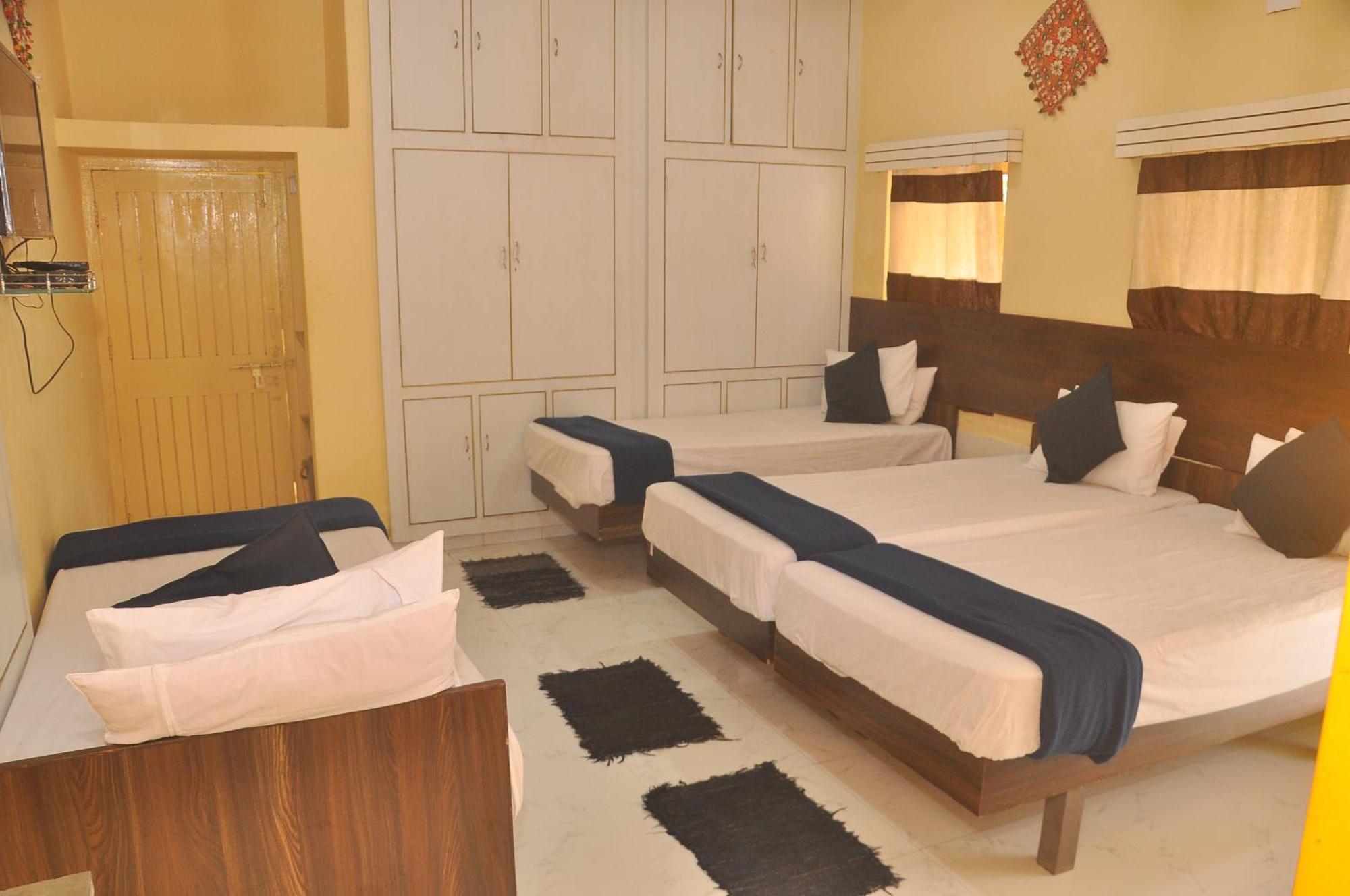 Chitrakut Bungalows Dwārka Exterior foto